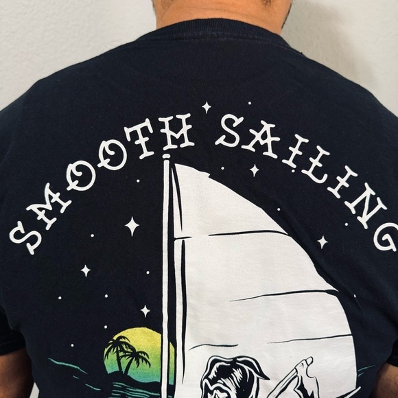 Retrofit Brand Mfg. Smooth Sailing Graphic Men Black Crew Neck T-Shirt Size M - Picture 7 of 11